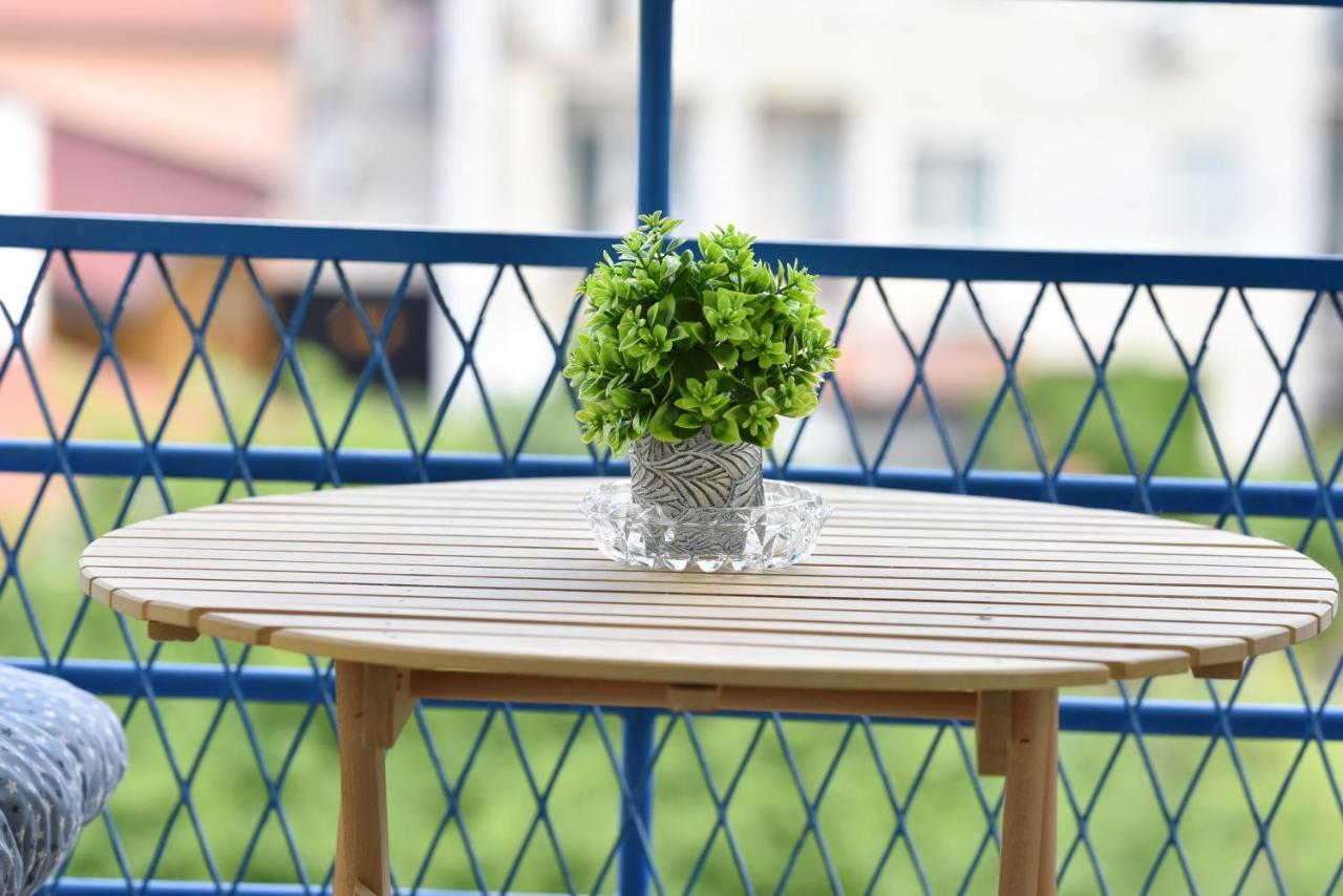 Apartment Vera With Free Garage Novi Sad Exterior foto